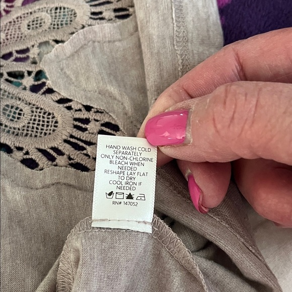 Cerule Short Sleeve Top with Lace Details - Picture 9 of 9